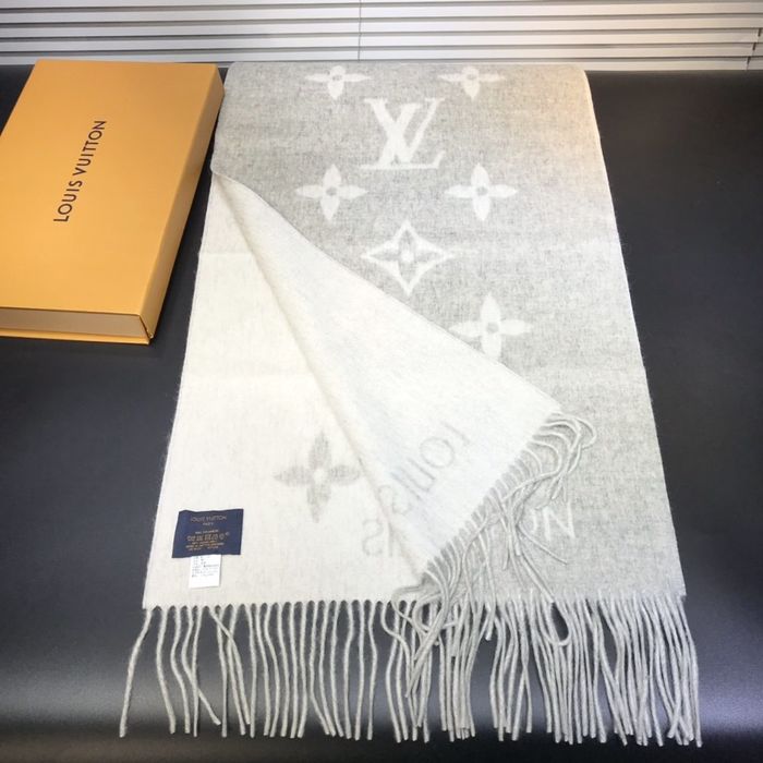 Louis Vuitton Scarf LV00045